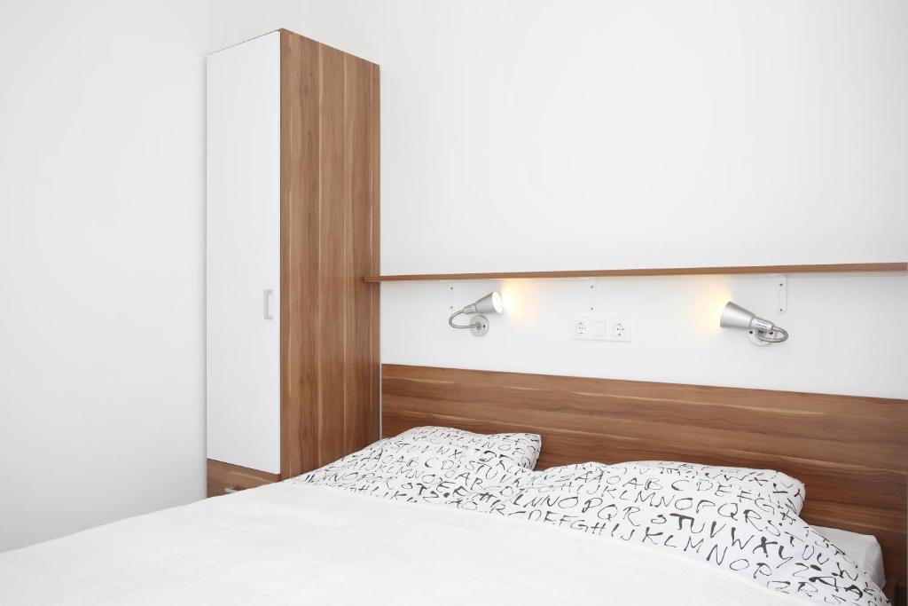 Apartments Vila Moli Бибине Стая снимка