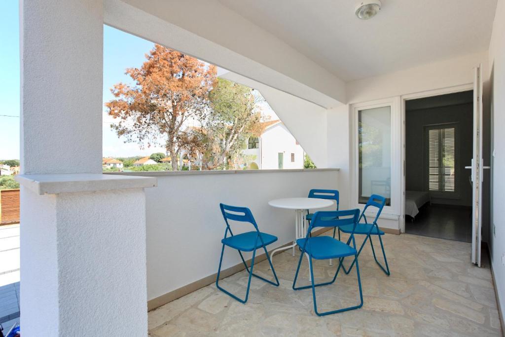 Apartments Vila Moli Бибине Стая снимка