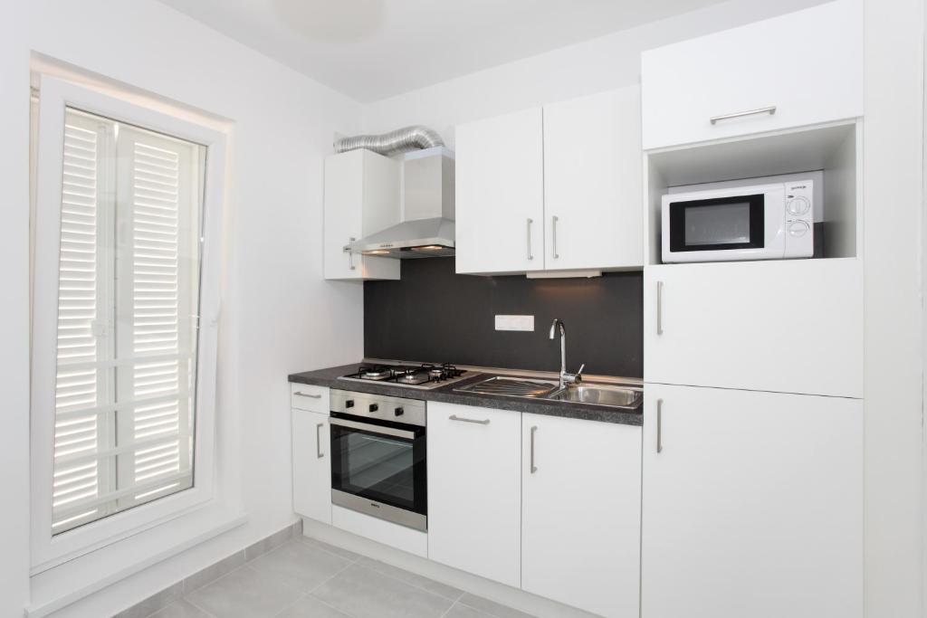 Apartments Vila Moli Бибине Стая снимка