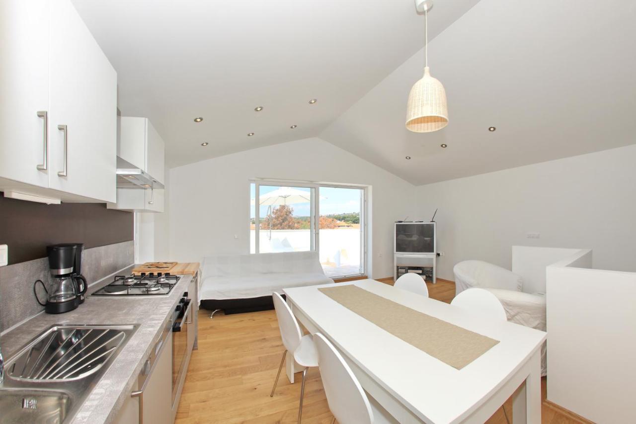 Apartments Vila Moli Бибине Стая снимка